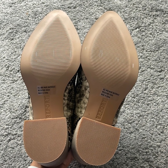 NEW size 8 snakeskin heeled mules - Picture 3 of 3